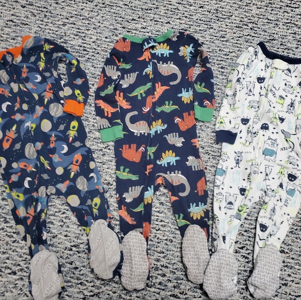 *Sold*Sleeper bundle 18m